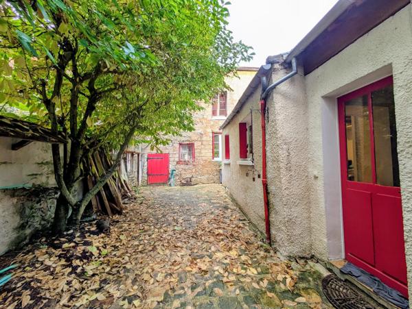 MAISON de VILLE proche LUZARCHES