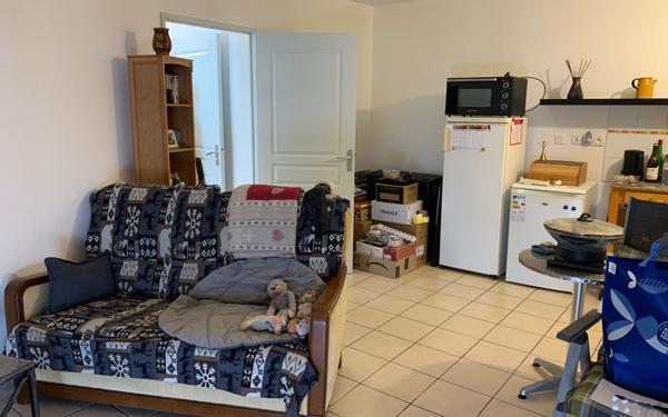 Appartement à louer    2 pièces • 52 m2 Nîmes