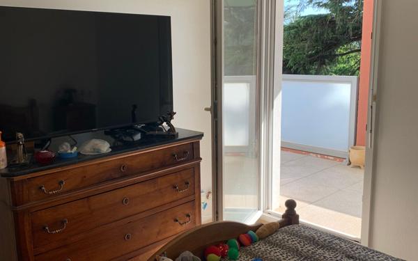 Appartement à louer    2 pièces • 52 m2 Nîmes