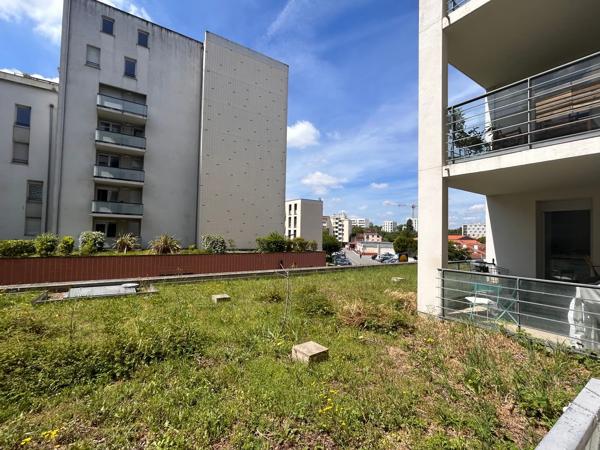 Appartement t2 et terrasse