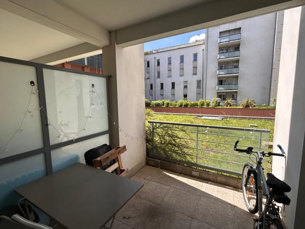 Appartement t2 et terrasse