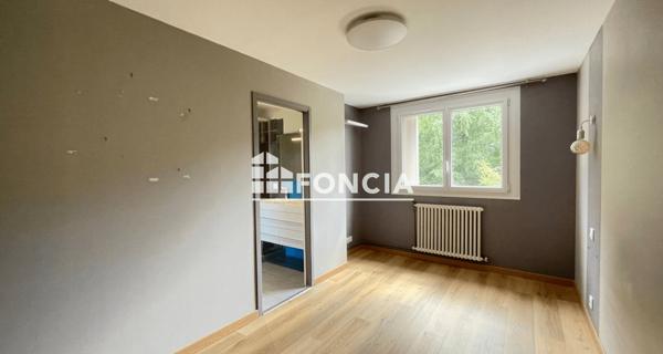 Location Appartement 5 pièces 80.17 m² - Saint-étienne 42100