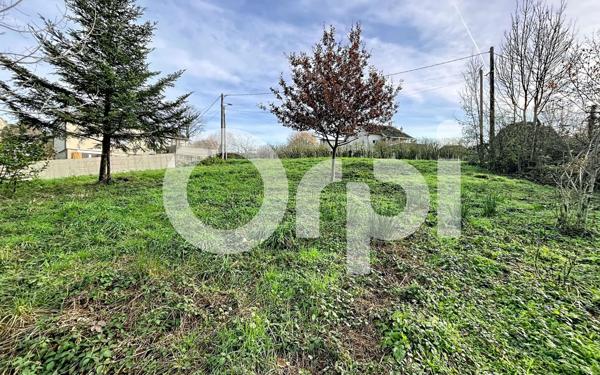 Terrain à vendre    Voutezac