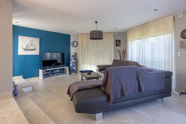 Muzillac (56190) Maison de standing rénovée – Volumes, prestations haut de gamme et studio indépendant
