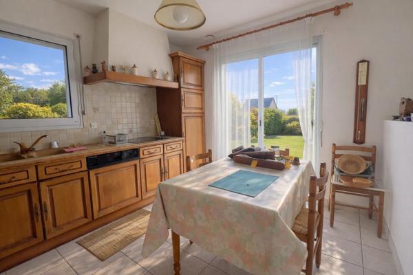 Sainte Marine (29) - Maison T5 de 130 m² habitable - Garage - Parking - Terrain de 1448 m² proche mer et commodités