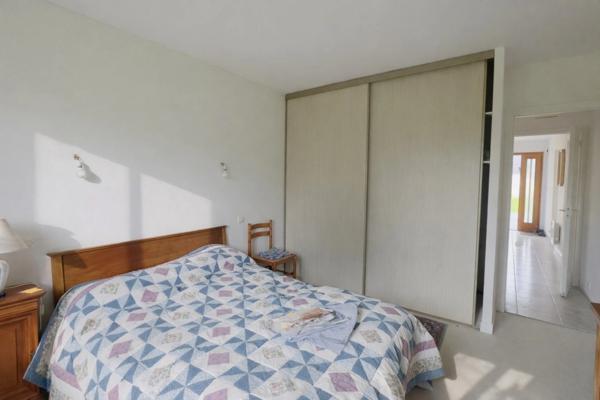 Sainte Marine (29) - Maison T5 de 130 m² habitable - Garage - Parking - Terrain de 1448 m² proche mer et commodités