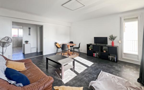 Appartement à louer    2 pièces • 80,23 m2 Reims