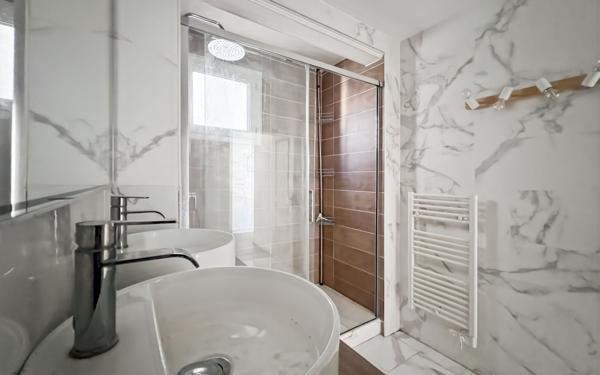 Appartement à louer    2 pièces • 80,23 m2 Reims