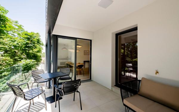 Appartement à louer    5 pièces • 111,50 m2 Bordeaux