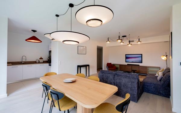 Appartement à louer    5 pièces • 111,50 m2 Bordeaux