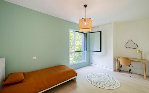 Appartement à louer    5 pièces • 111,50 m2 Bordeaux