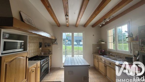 Maison à vendre 7 pièces 143 m² Saint-Christophe-de-Double