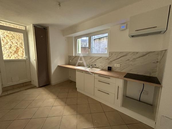 Appartement Saint Jean D Angely 4 pièce(s) 73 m2