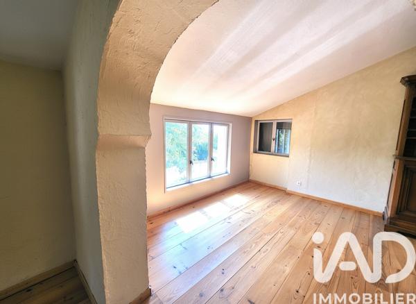 Maison à vendre 6 pièces 244 m² Saint-Just-Saint-Rambert