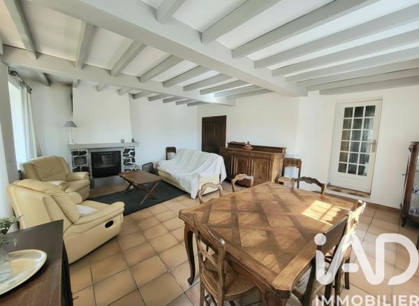 Maison à vendre 6 pièces 244 m² Saint-Just-Saint-Rambert
