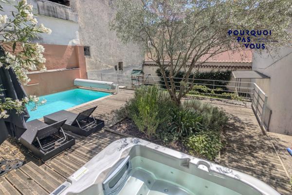 Maison Triplex Piscine Jacuzzi