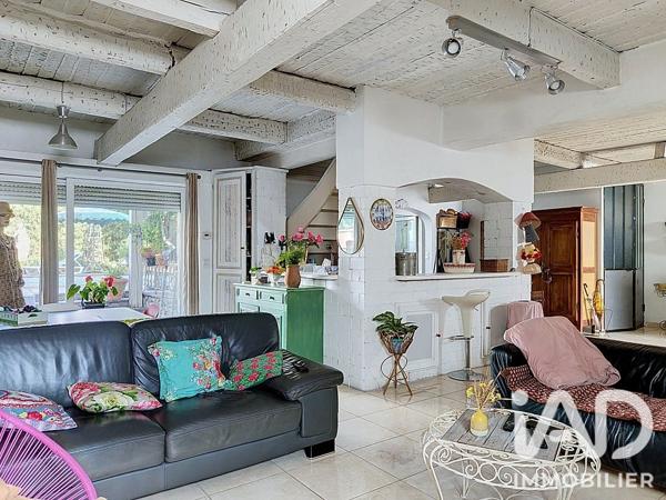 Maison à vendre 5 pièces 196 m² Toulon