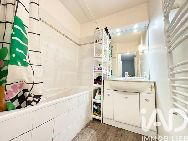 Appartement à vendre 2 pièces 56 m² Lançon-Provence