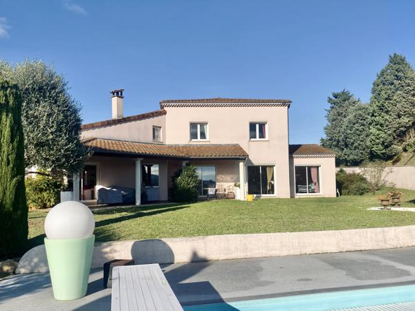 Tain-l'Hermitage (26600) Maison 220 m² avec 2200 m² terrain avec piscine - 5 min de Tain l'Hermitage