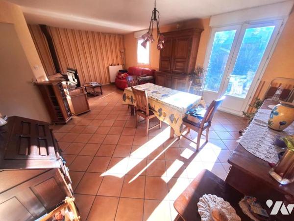 PONT A MARCQ - MAISON BRIQUE SUR 202 M² - CENTRE COMMUNE