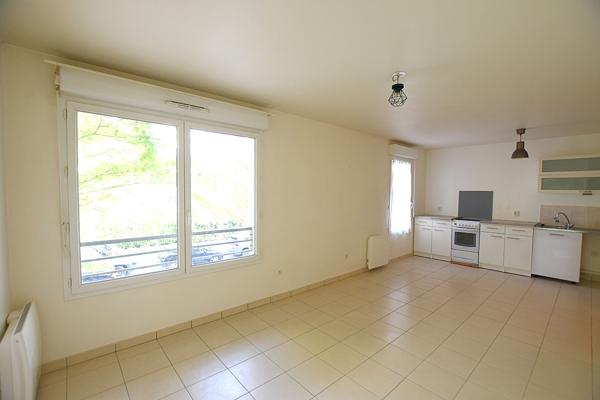 PROCHAINEMENT ! Appartement Cergy - 2 pièces - 44.05 m2