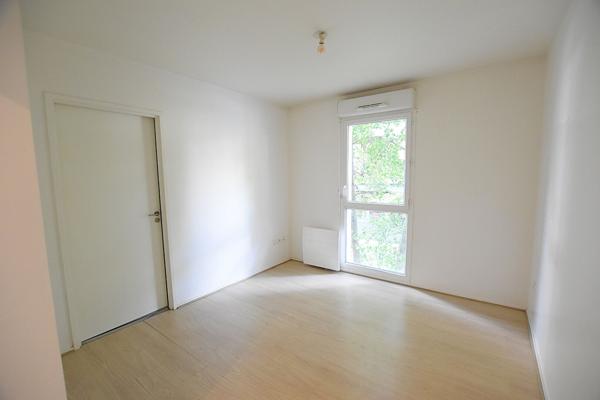 PROCHAINEMENT ! Appartement Cergy - 2 pièces - 44.05 m2