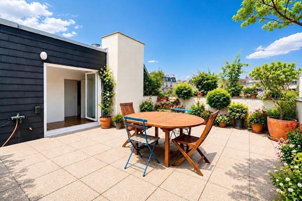 DERNIERS ÉTAGES- 4 CHAMBRES- TERRASSES- IMPASSE PRIVATIVE VERDOYANTE