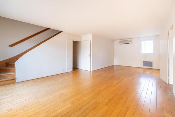DERNIERS ÉTAGES- 4 CHAMBRES- TERRASSES- IMPASSE PRIVATIVE VERDOYANTE