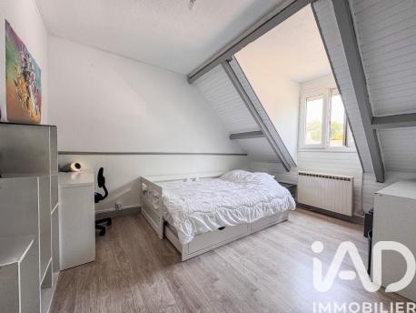 Maison à vendre 6 pièces 130 m² Auneau-Bleury-Saint-Symphorien