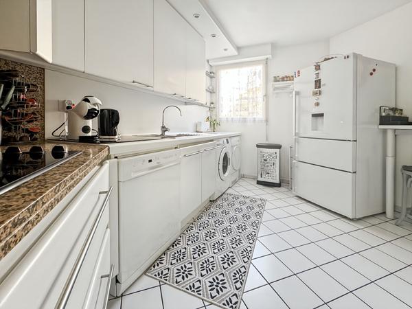 CENTRE-VILLE - Magnifique appartement de 100 m² + Loggia de 20 m²