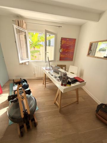 ST AUGUSTIN/MERIGNAC: JOLIE MAISON FAMILIALE DE TYPE 6 AVEC JARDIN PISCINE AU CALME