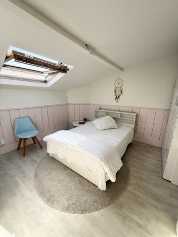 ST AUGUSTIN/MERIGNAC: JOLIE MAISON FAMILIALE DE TYPE 6 AVEC JARDIN PISCINE AU CALME