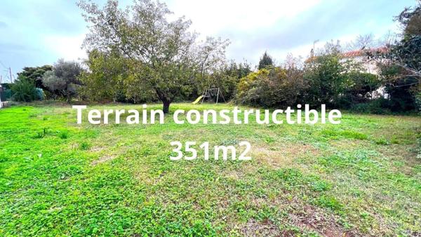Terrain constructible 351 m2 - libre constructeur