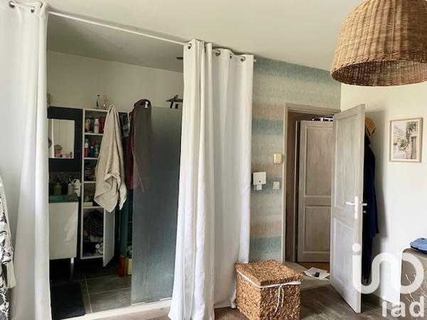 Maison à vendre 10 pièces 245 m² Neuville-de-Poitou