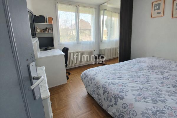 Maison 7 pièces et dépendance