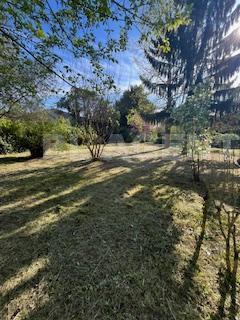 🏡 Maison de ville à rénover – 4 pièces – 107 m² – Jardin en bord de rivière