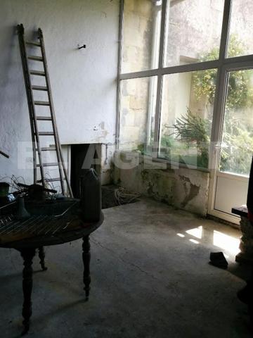 🏡 Maison de ville à rénover – 4 pièces – 107 m² – Jardin en bord de rivière