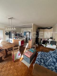 🏡 Maison de ville à rénover – 4 pièces – 107 m² – Jardin en bord de rivière