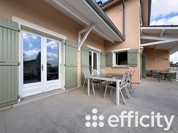 Maison 6 pièces - 257 m²