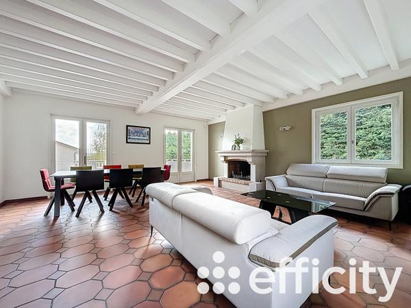 Maison 6 pièces - 257 m²