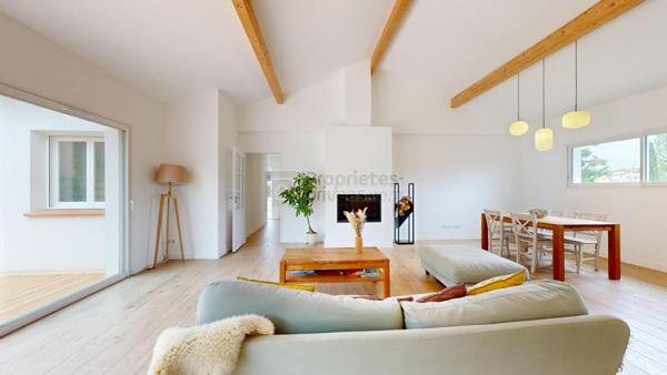 Maison contemporaine de plein-pied de 2024