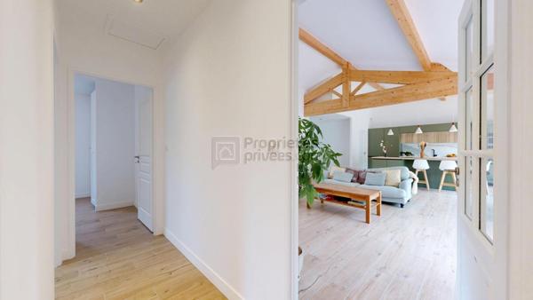 Maison contemporaine de plein-pied de 2024