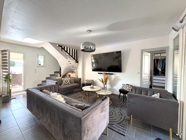 Maison 5 pièces - 114 m² Exclusivité efficity