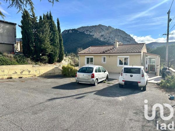 Pavillon 3 pièces de 70 m² à Saint-Paul-de-Fenouillet (66220)