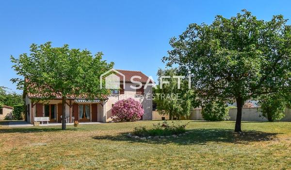 Spacieuse maison familiale proche étang SAVIGNEUX !