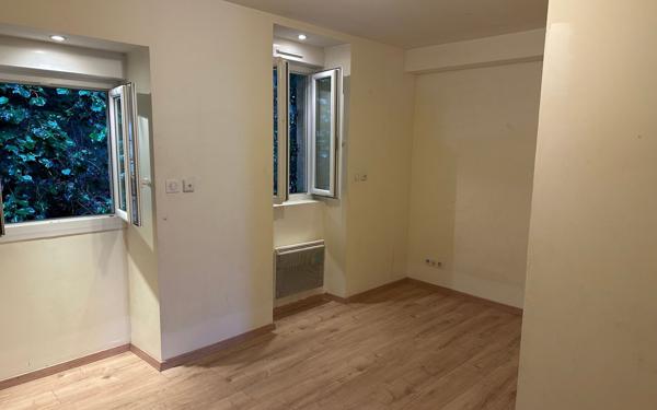 Appartement à louer    3 pièces •  Joyeuse