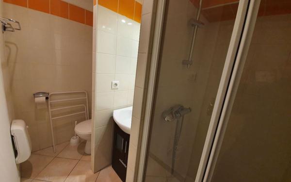 Appartement à louer    3 pièces •  Joyeuse