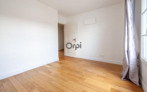 Appartement à vendre    4 pièces • 81,86 m2 Le Plessis-Robinson