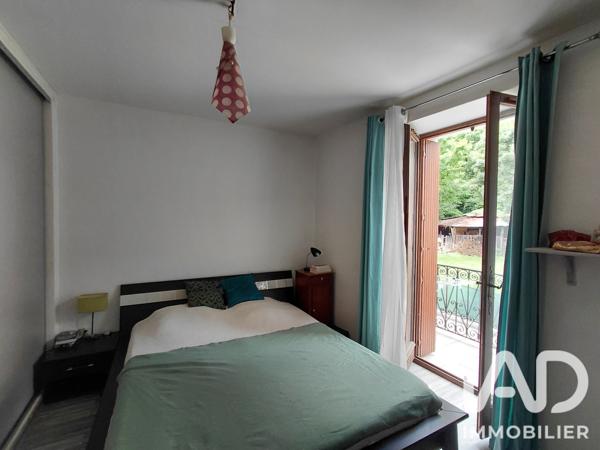 Immeuble à vendre 186 m² Saint-Étienne-de-Cuines