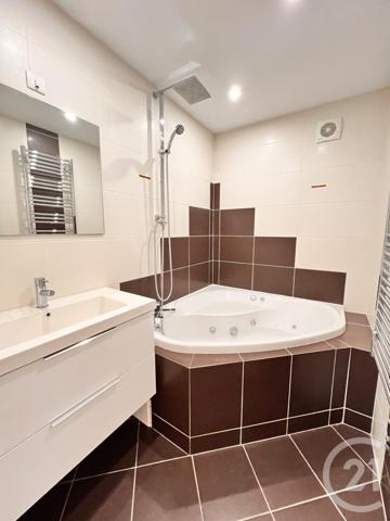 Appartement F5 à vendre  5 pièces - 82,20 m2 JOUE LES TOURS - 37